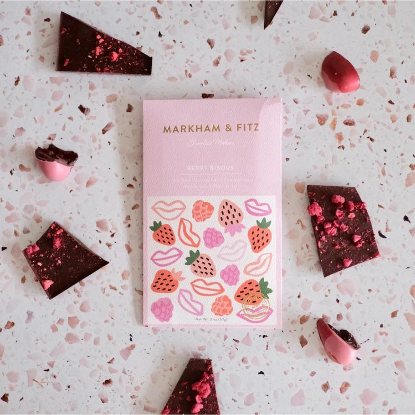 Berry Bisous Dominican Dark Chocolate Bar | 70% Cocoa