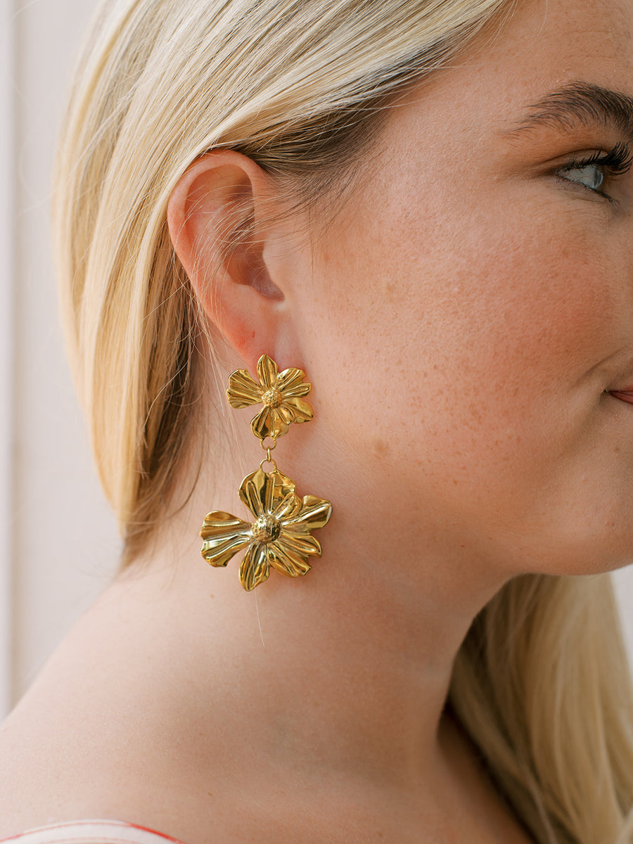 Vintage Gold Flower Earrings