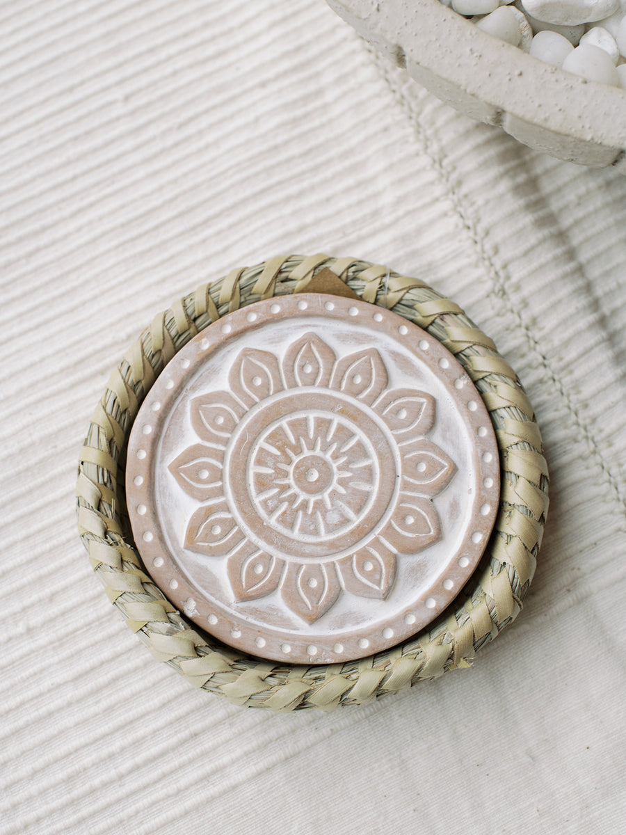 Mandala Warming Coaster with Kaisa Grass Basket