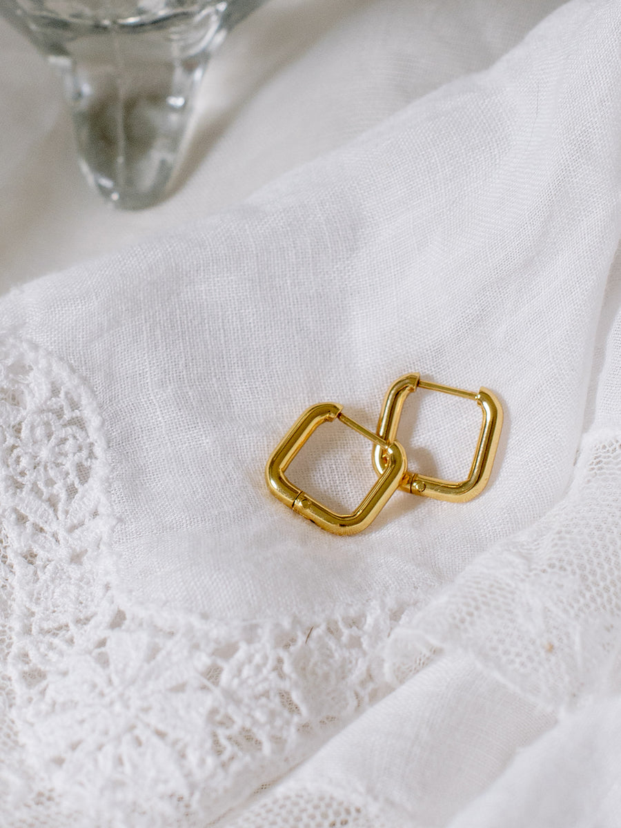 Enid Square Huggie Earrings