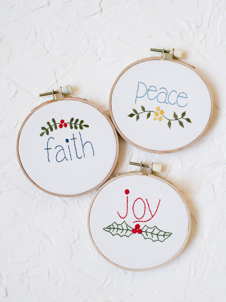 Embroidered Holiday Wall Hanging | 3 Types
