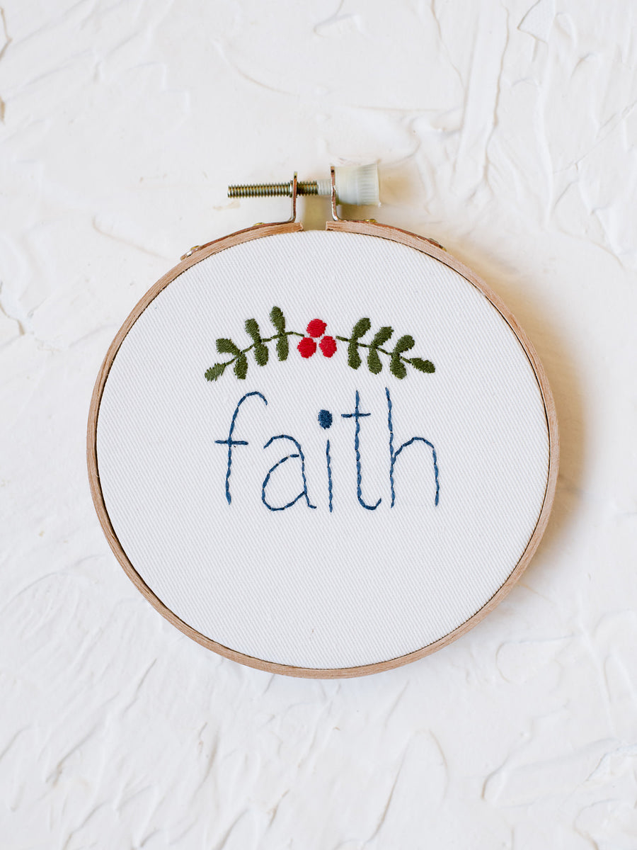 Embroidered Holiday Wall Hanging | 3 Types